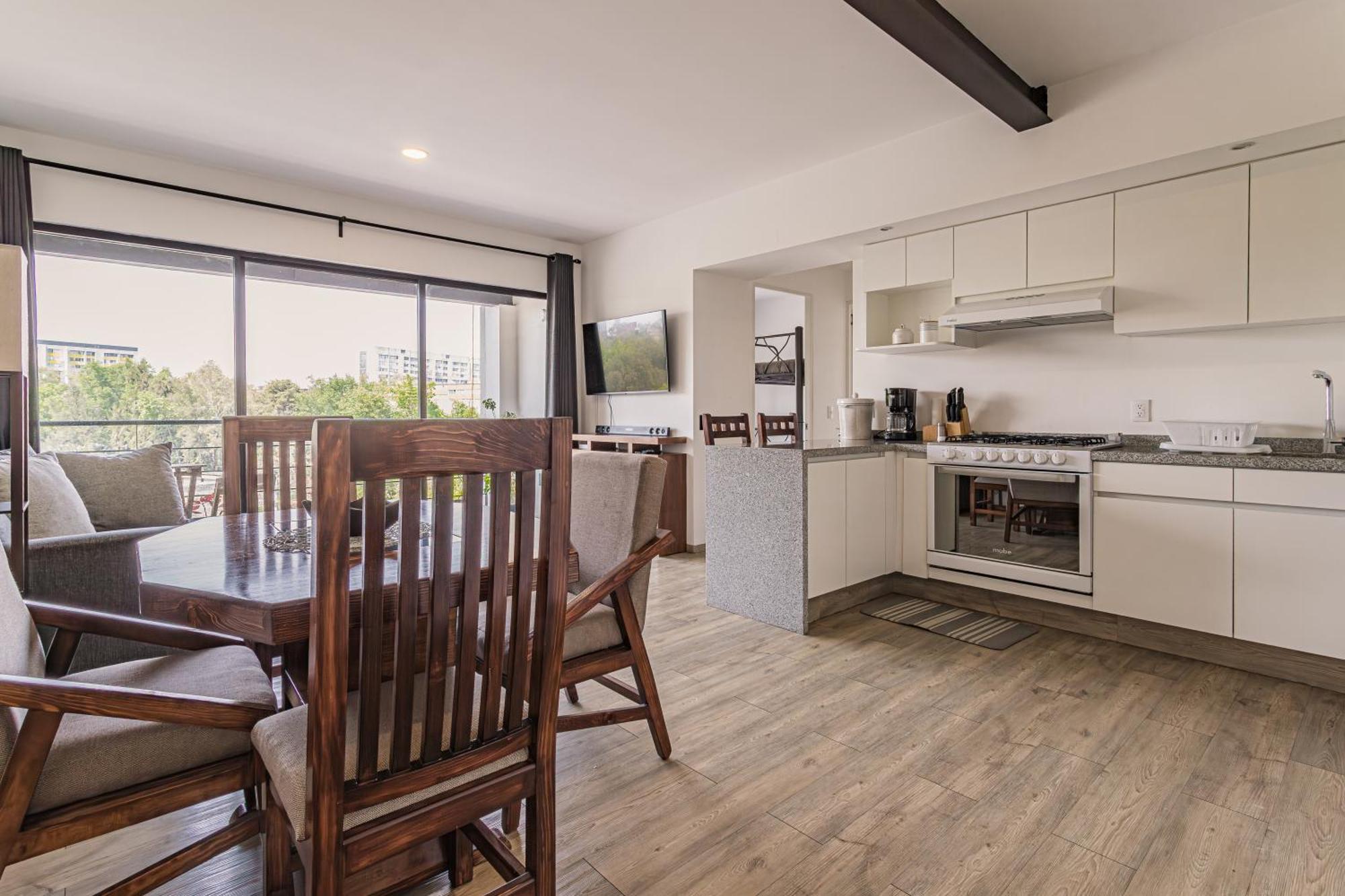 Right @reforma - Beautiful With 2 Balconies Apartment
