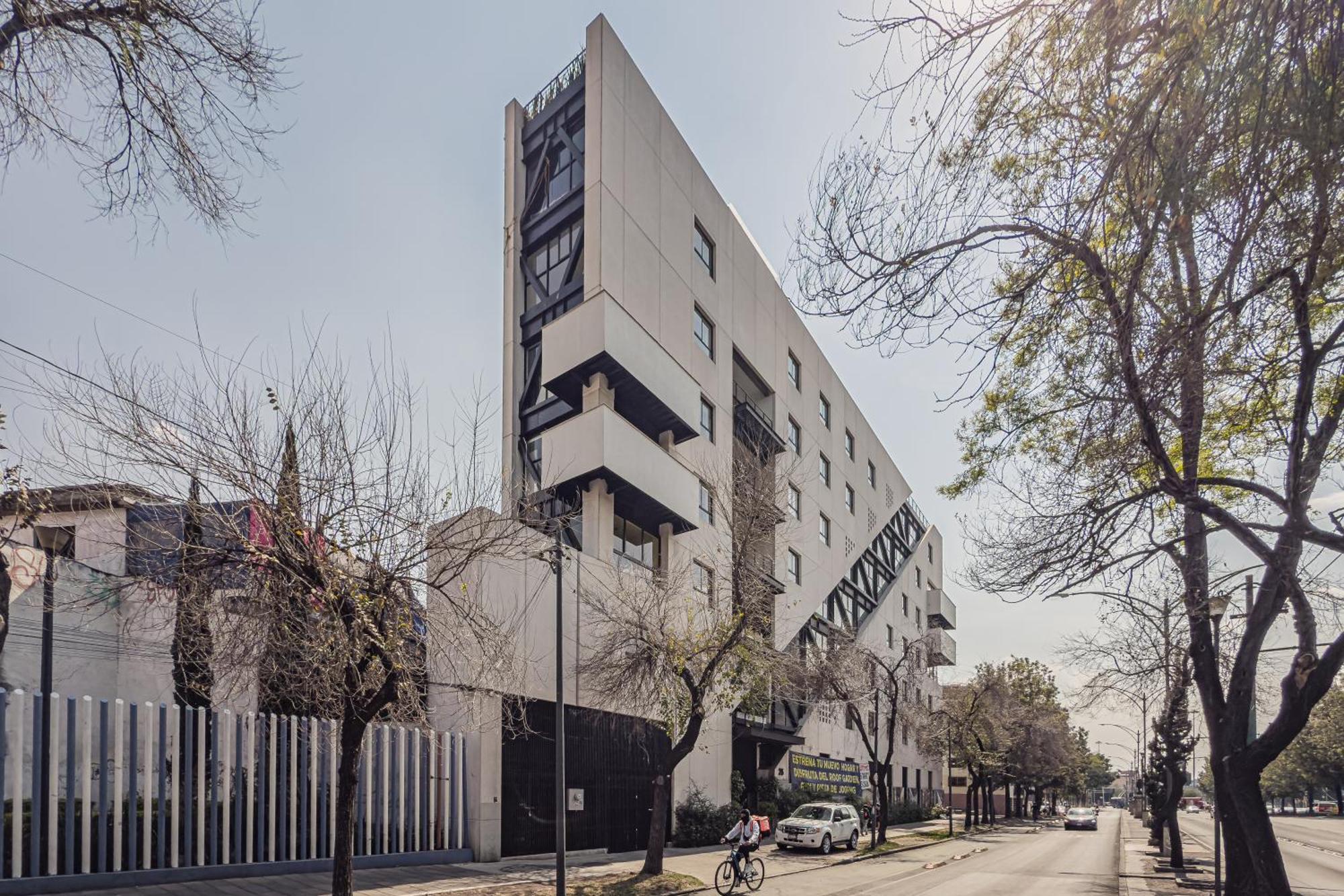 Right @reforma - Beautiful With 2 Balconies Apartment